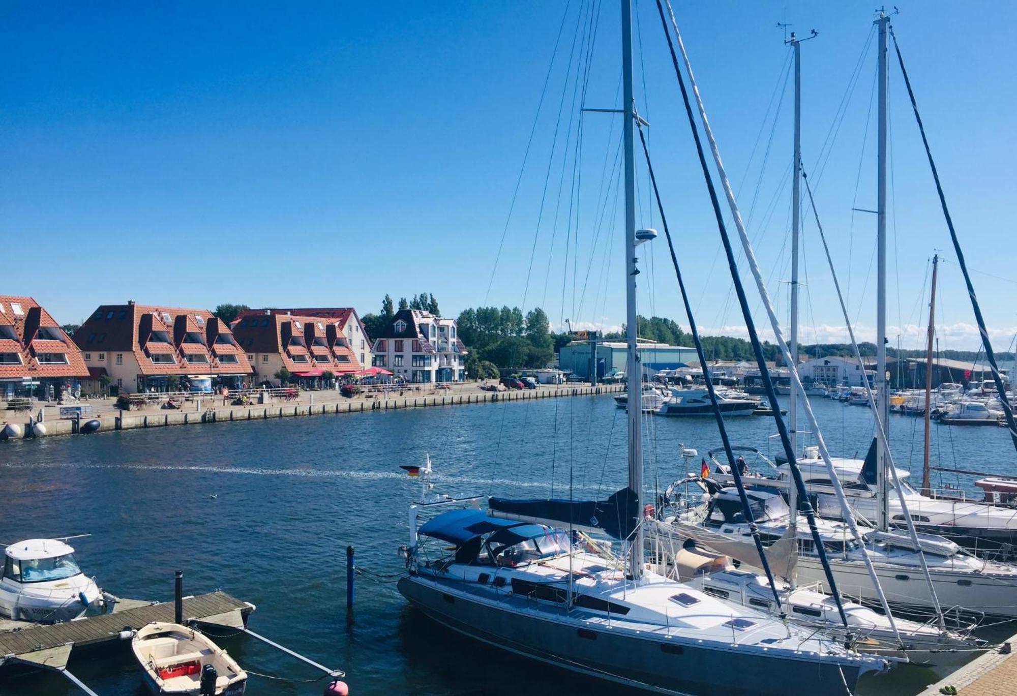 Apartment Ferientiet Bergen Auf Rugen Exteriér fotografie